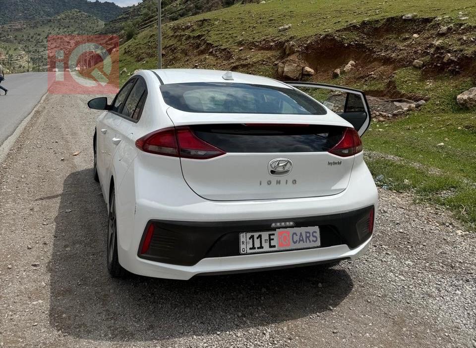 هيونداي ايونك